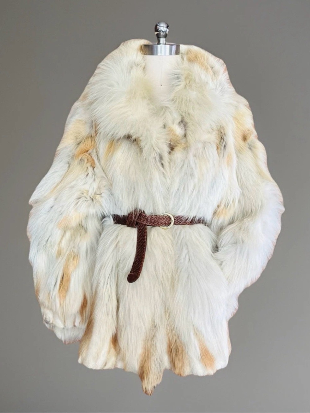 BEAUTIFUL & UNIQUE RED FOX FUR COAT LUXURY JACKET NOT LYNX CHINCHILLA COYOTE